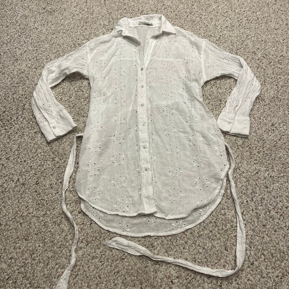 Abercrombie & Fitch Eyelet Button Up Shirt Dress S Feminine Casual Belted Boho